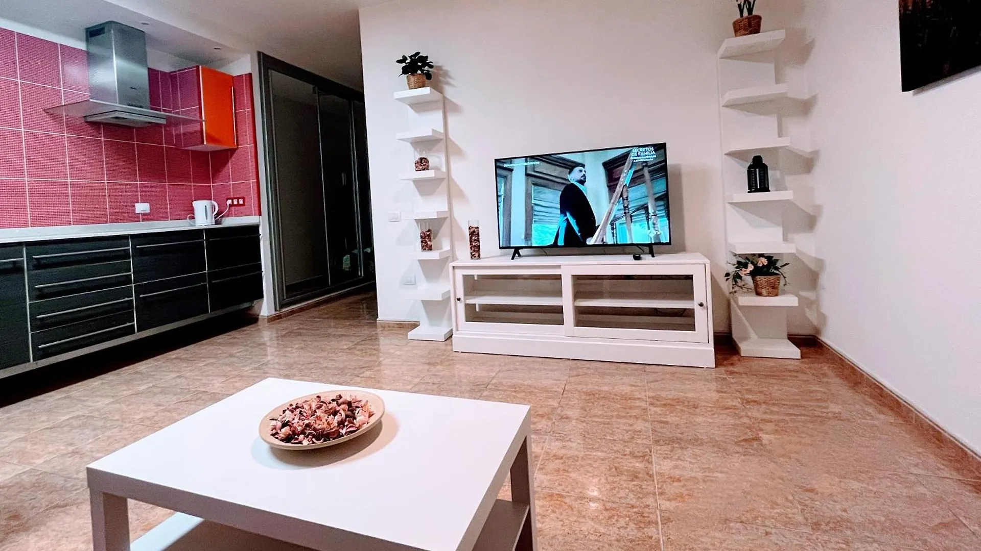 Melo Home 1 Near Airport, Elevator Vecindario  Spain