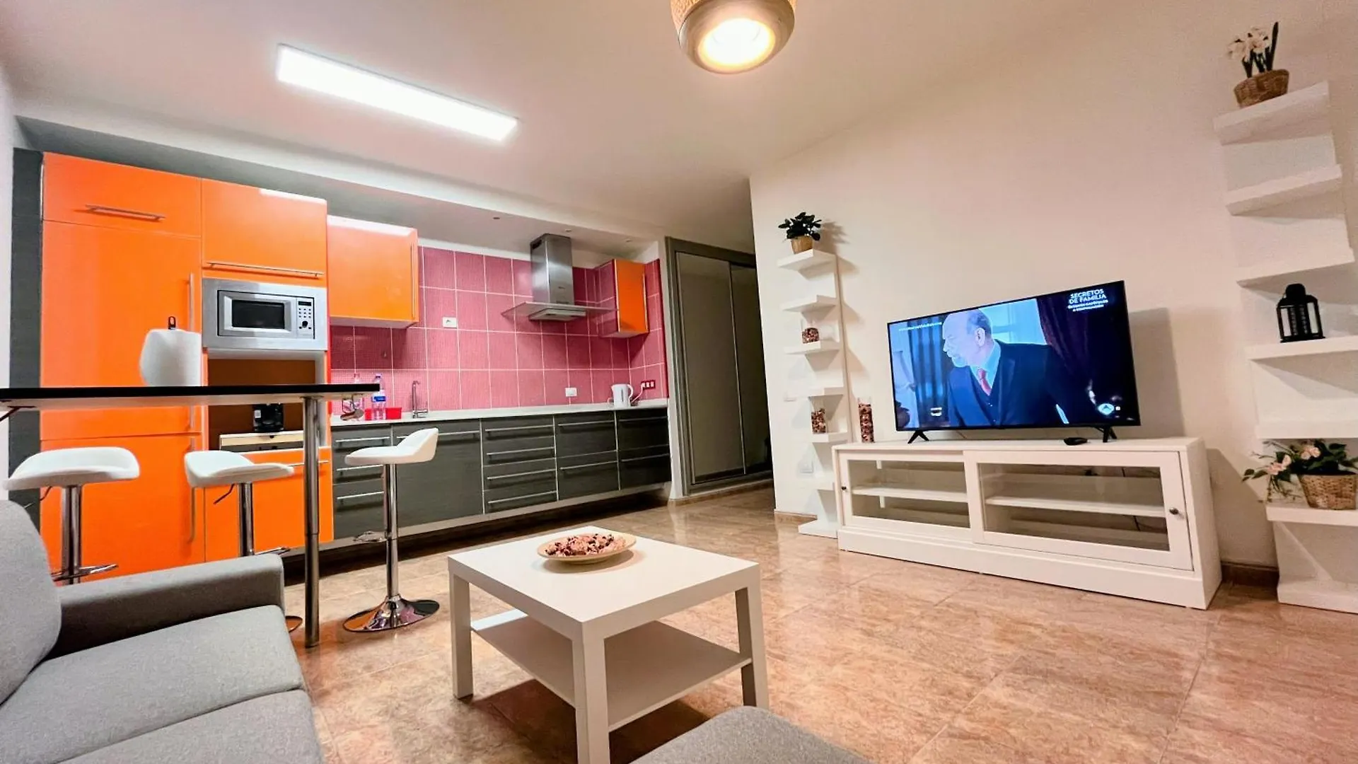 Apartment Melo Home 1 Near Airport, Elevator Vecindario  Spain